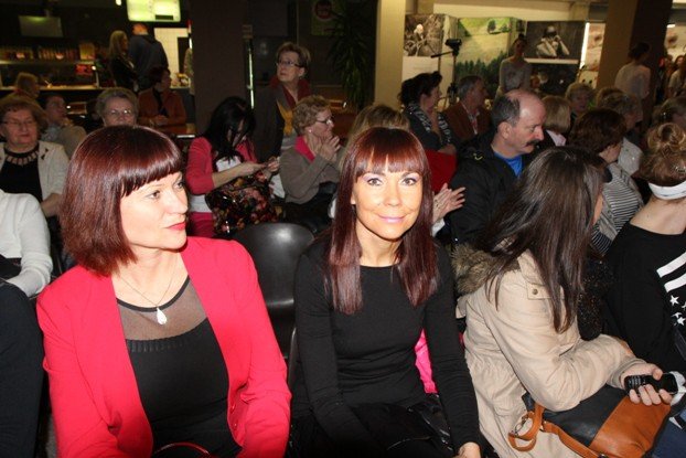 dzien-kobiet-peen-atrakcji-w-pasazu-grodzkim-foto-51156