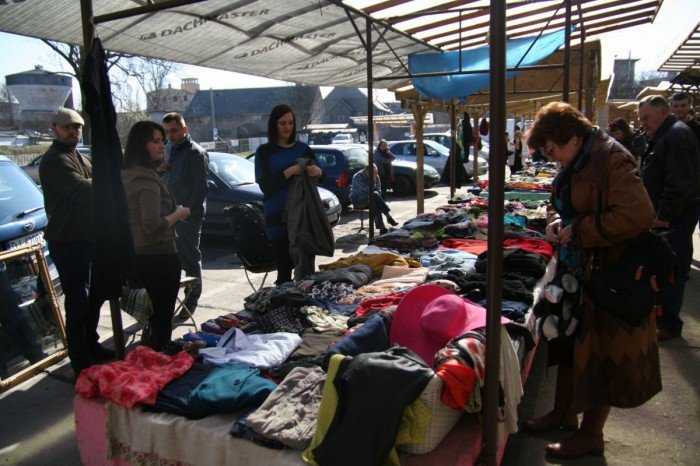 po-debiucie-na-zabobrzanskim-pchlim-targu-foto-51169