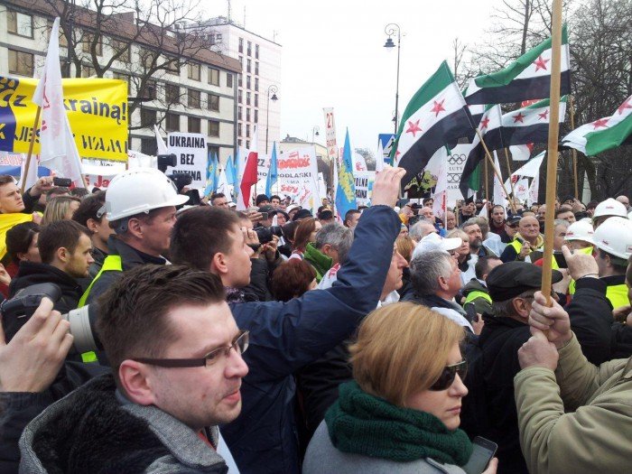 po-manifestacji-pod-ambasada-rosyjska-w-warszawie-foto-51209