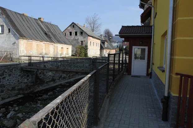 klucze-do-mieszkan-w-nowym-budynku-komunalnym-foto-51268