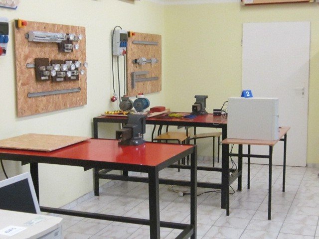 najlepsi-uczniowie-w-zawodzie-sa-w-piechowicach-foto-51312