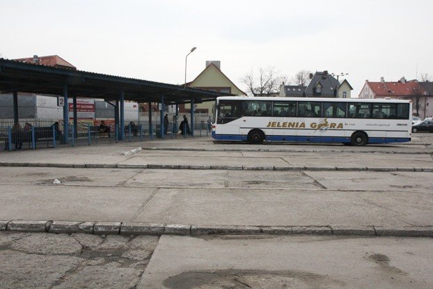 zmiany-na-stanowiskach-odjazdowych-pksu-foto-51335