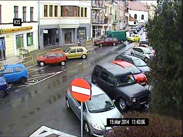 auto-wjechao-w-cukiernie-przy-bankowej-foto-51337