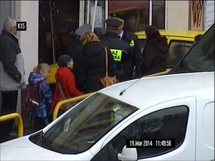 auto-wjechao-w-cukiernie-przy-bankowej-foto-51337