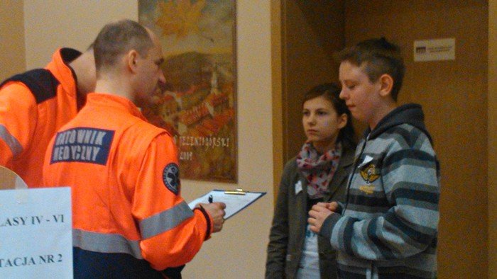 modzi-jeleniogorzanie-dbaja-o-bezpieczenstwo-foto-51342