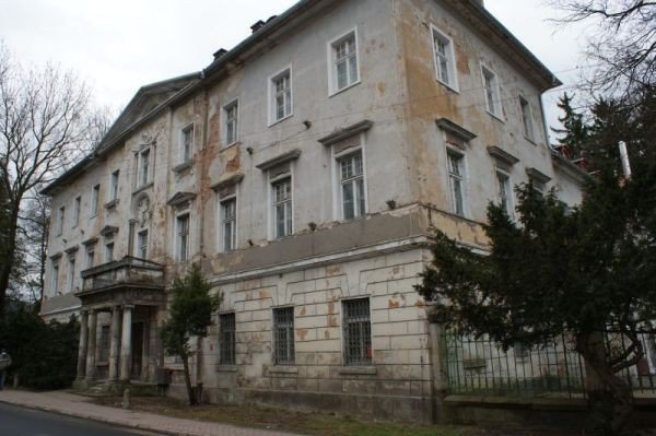 pod-motek-kolejne-budynki-po-kompleksie-szpitalnym-foto-51349