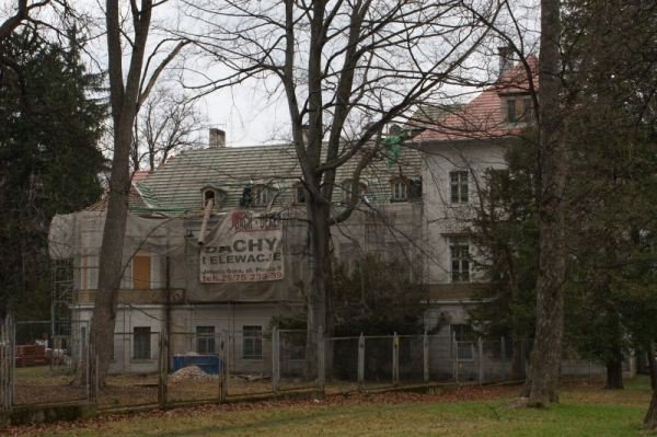 pod-motek-kolejne-budynki-po-kompleksie-szpitalnym-foto-51349