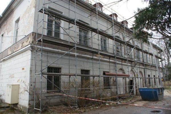 pod-motek-kolejne-budynki-po-kompleksie-szpitalnym-foto-51349