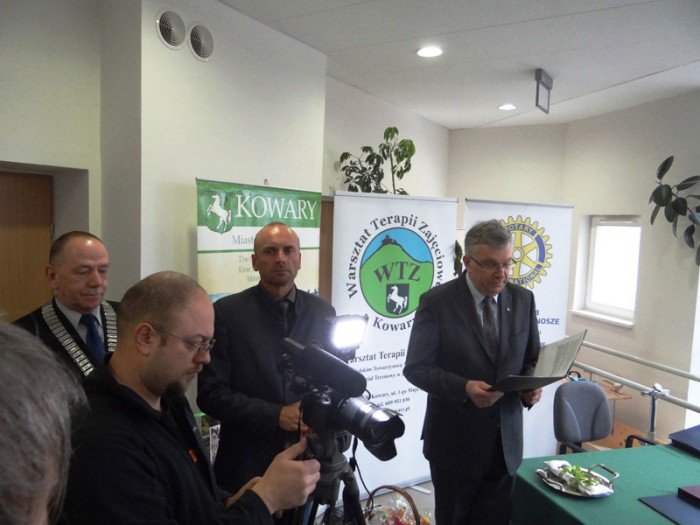 otwarcie-warsztatu-terapii-zajeciowej-w-kowarach-foto-51362