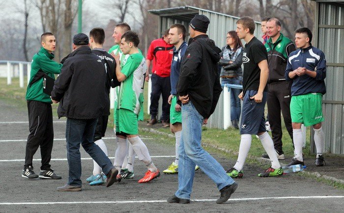 olimpia-wywozi-trzy-punkty-ze-strzegomia-foto-51390
