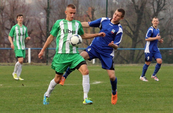 olimpia-wywozi-trzy-punkty-ze-strzegomia-foto-51390