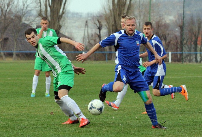 olimpia-wywozi-trzy-punkty-ze-strzegomia-foto-51390
