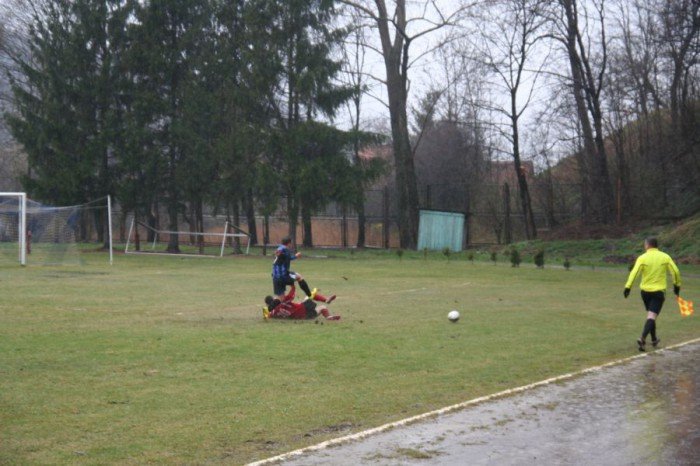 pogrom-w-meczu-na-wodzie-foto-51402