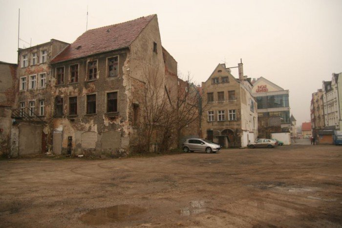 atrakcyjna-dziaka-w-centrum-pod-zabudowe-foto-51479