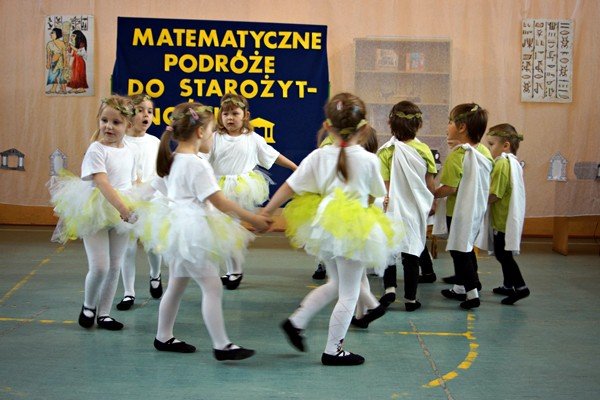 od-piosenek-nucenia-do-tabliczki-mnozenia-w-sp7-foto-51485