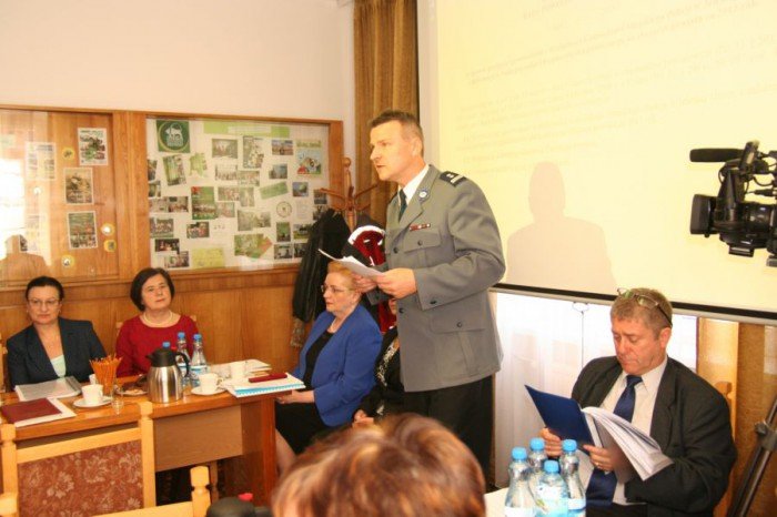 radni-powiatu-wysuchali-raportu-z-dziaalnosci-policji-51490