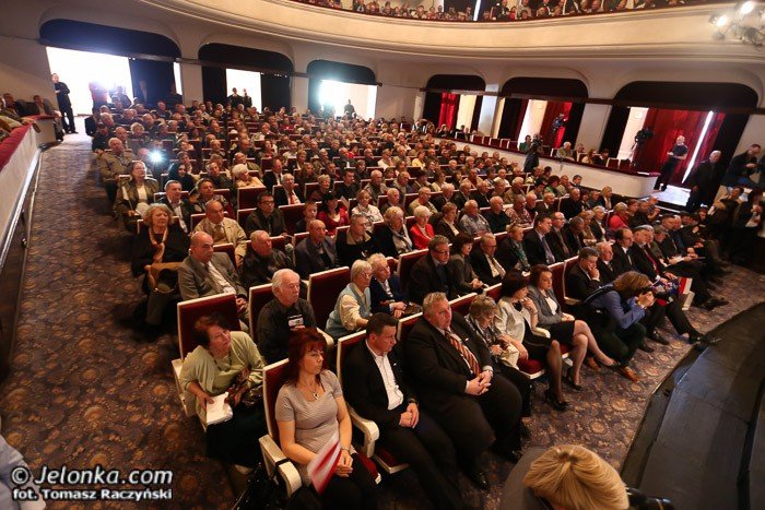 tumy-na-spotkaniu-z-jarosawem-kaczynskim-foto-51503