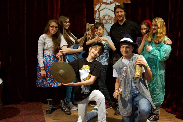 metafora-w-mdk-rozwija-u-modych-teatralne-pasje-foto-51526