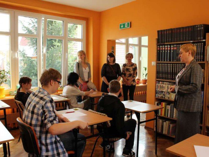 dyktando-dla-gimnazjalistow-z-rzekotka-i-hochsztaplerem-foto-51598