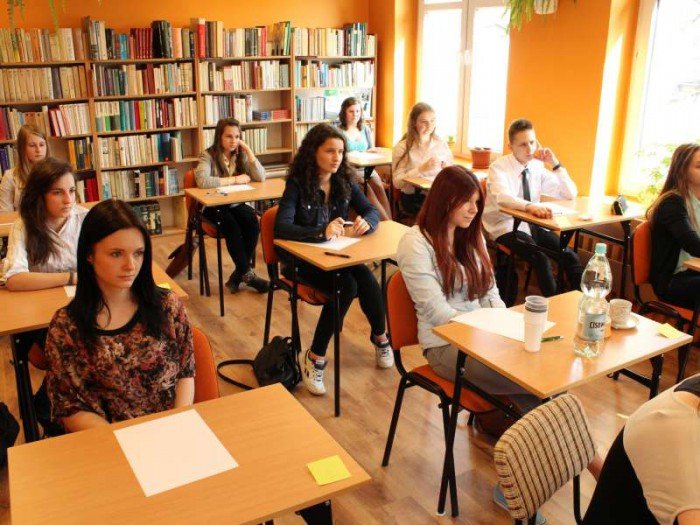 dyktando-dla-gimnazjalistow-z-rzekotka-i-hochsztaplerem-foto-51598