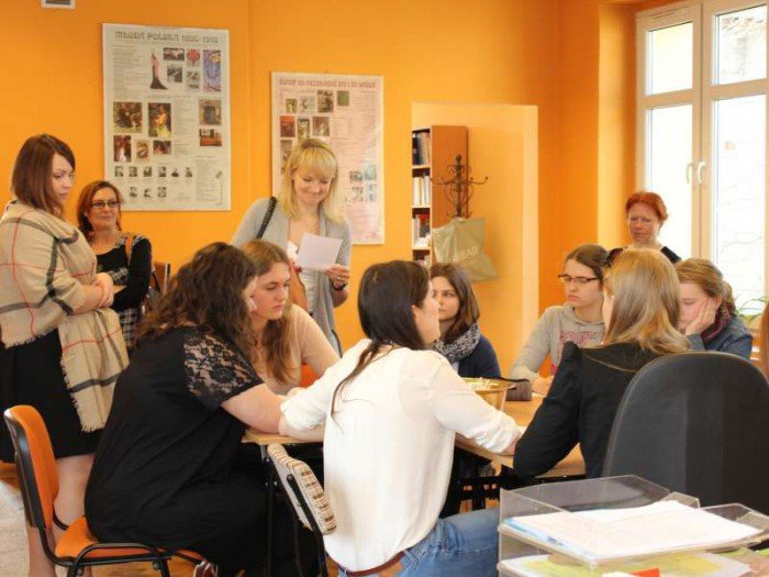 dyktando-dla-gimnazjalistow-z-rzekotka-i-hochsztaplerem-foto-51598