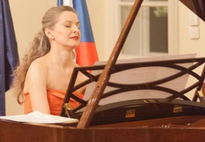 agnieszka-rehlis-i-magdalena-blum-w-koncercie-pasyjnym-51616