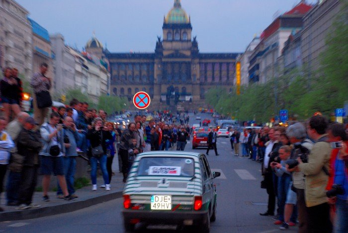 gwiazdy-i-debiutanci-rallye-praha-revival-foto-51662