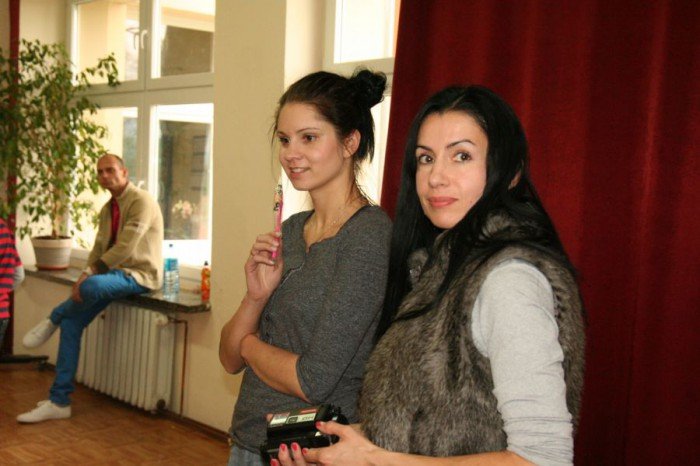jaskiniowcy-odwiedzili-przystan-tworcza-foto-51704