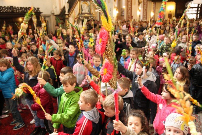 radosna-procesja-w-niedziele-palmowa-foto-51708