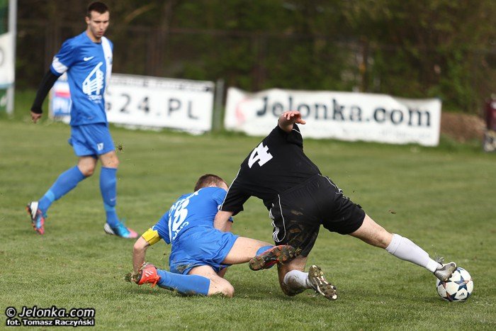 lotnik-nie-sprosta-czarnym-foto-51725