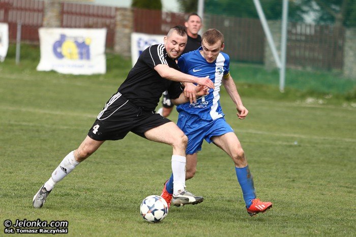 lotnik-nie-sprosta-czarnym-foto-51725