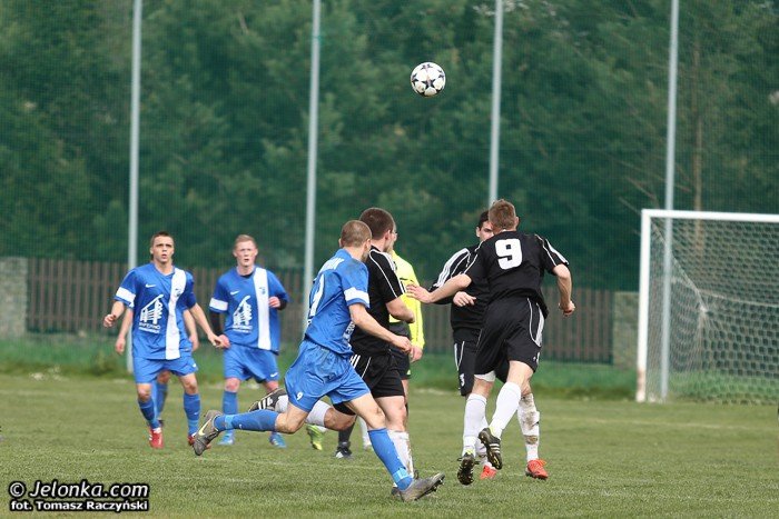 lotnik-nie-sprosta-czarnym-foto-51725
