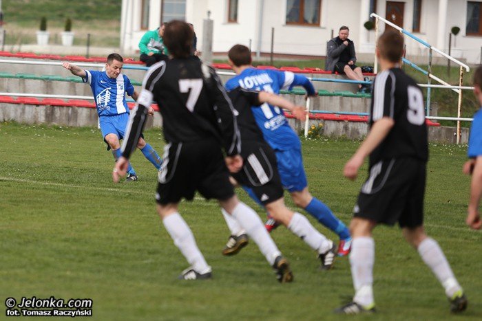 lotnik-nie-sprosta-czarnym-foto-51725