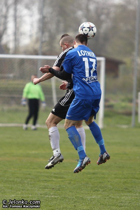 lotnik-nie-sprosta-czarnym-foto-51725
