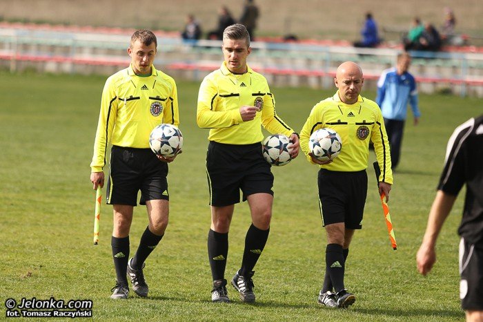 lotnik-nie-sprosta-czarnym-foto-51725