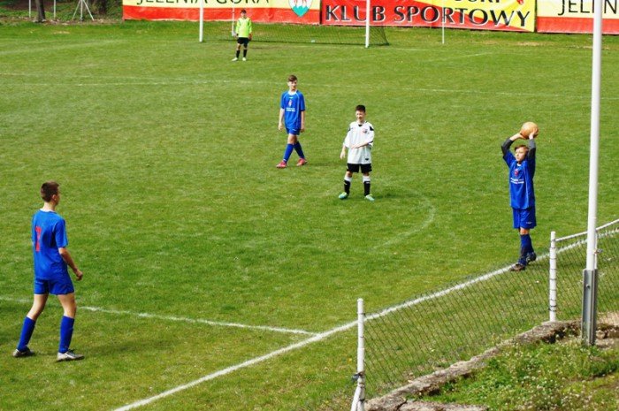 rozstrzelani-przez-granice-51741