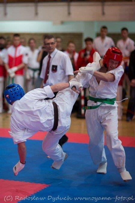 mistrzowie-polski-z-klubu-oyama-karate-foto-51757