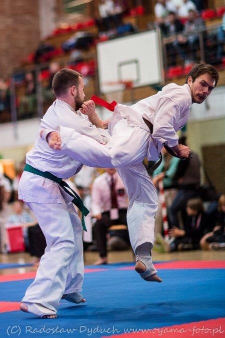 mistrzowie-polski-z-klubu-oyama-karate-foto-51757