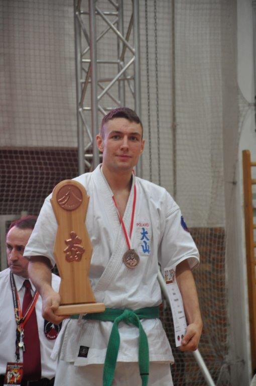 mistrzowie-polski-z-klubu-oyama-karate-foto-51757