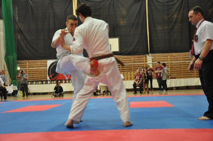 mistrzowie-polski-z-klubu-oyama-karate-foto-51757