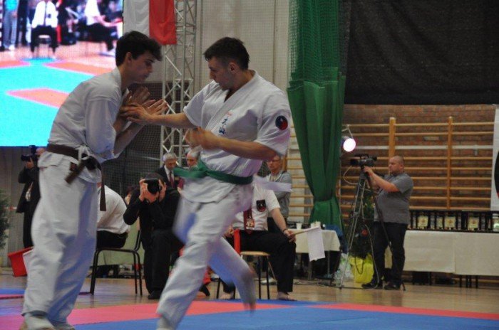 mistrzowie-polski-z-klubu-oyama-karate-foto-51757