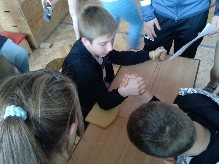 powalczyli-o-tytu-najlepszych-armwrestlerow-foto-51775