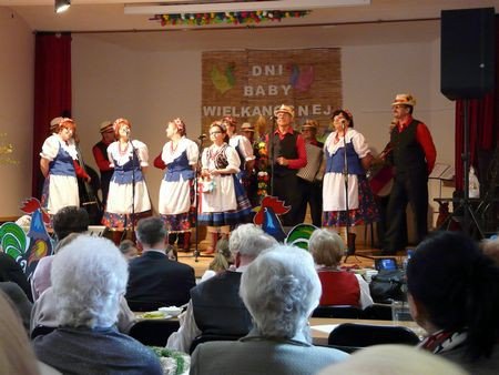 gwarno-i-wesoo-podczas-dni-baby-wielkanocnej-w-piechowicach-foto-51778