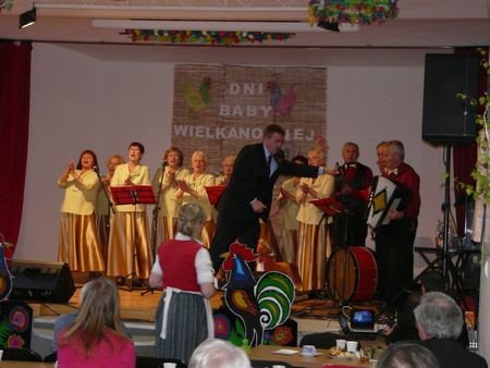 gwarno-i-wesoo-podczas-dni-baby-wielkanocnej-w-piechowicach-foto-51778