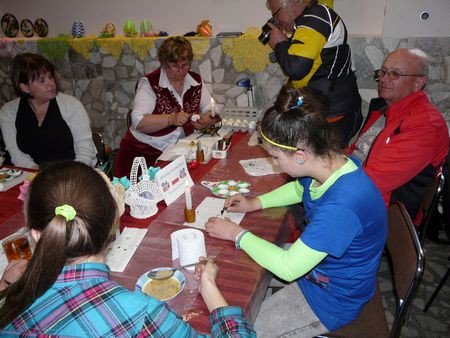 gwarno-i-wesoo-podczas-dni-baby-wielkanocnej-w-piechowicach-foto-51778