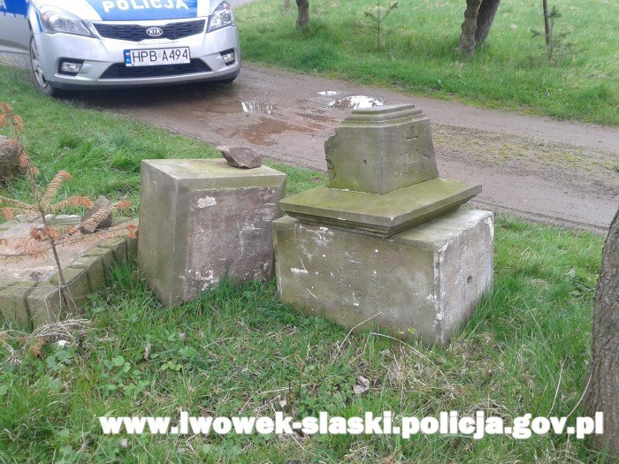 ukradli-przydrozna-figurke-foto-51798