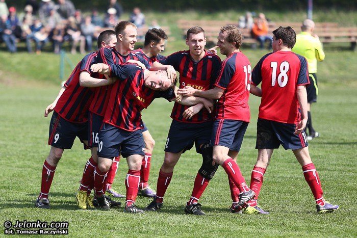 gminne-derby-dla-piasta-dziwiszow-foto-51804