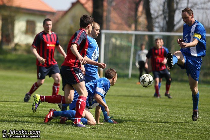 gminne-derby-dla-piasta-dziwiszow-foto-51804