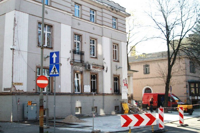 parking-elewacja-i-radiowoz-dla-strazy-miejskiej-foto-51819
