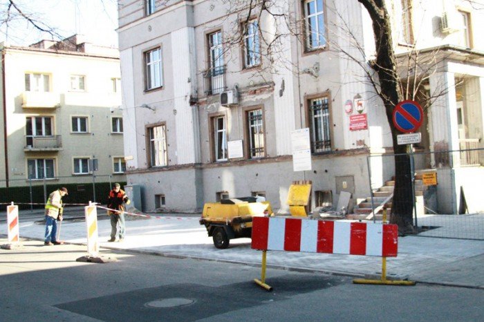 parking-elewacja-i-radiowoz-dla-strazy-miejskiej-foto-51819
